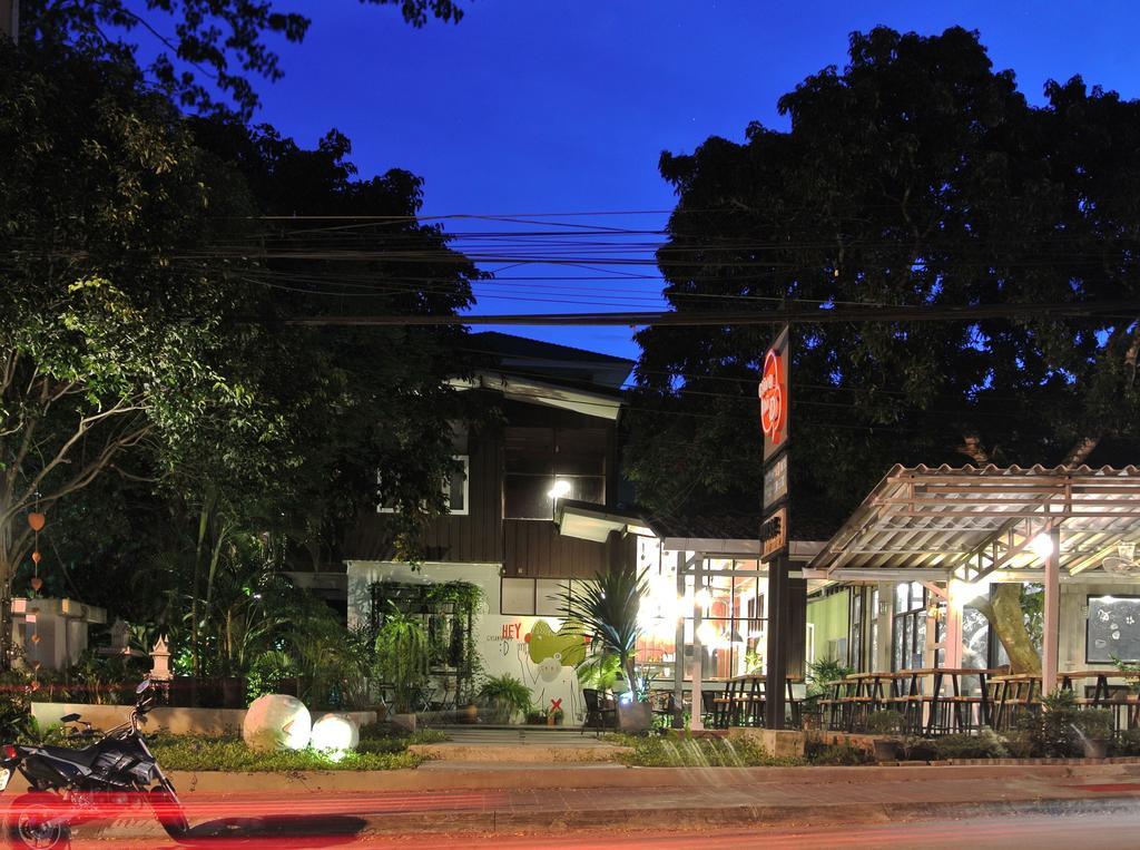 Chiang Mai D Hostel Exterior photo
